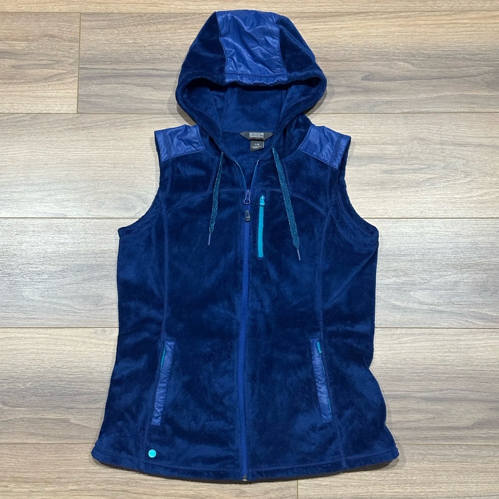 Outdoor Research Women’s Casia Vest in Blue Size Large